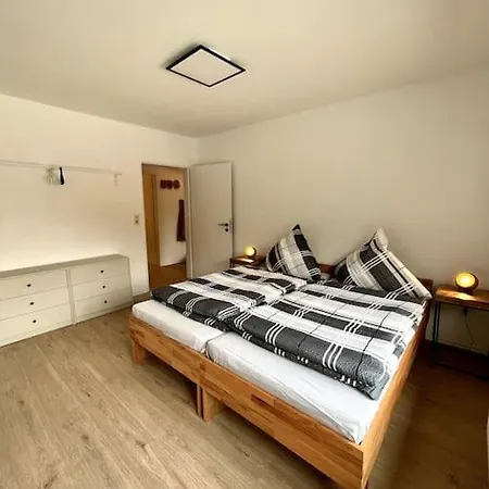 דירה Am Hang Mit Malerischer Aussicht *